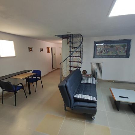Central Private Flat By Old Town, Shops, Restaurants Bari Extérieur photo