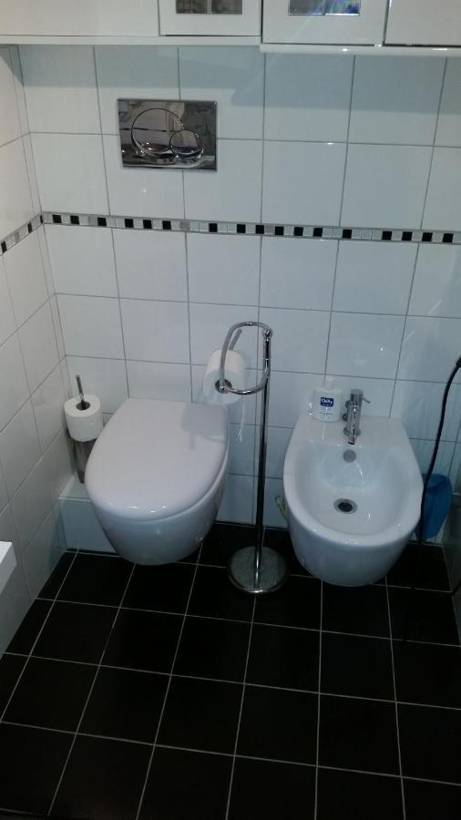 Central Private Flat By Old Town, Shops, Restaurants Bari Extérieur photo