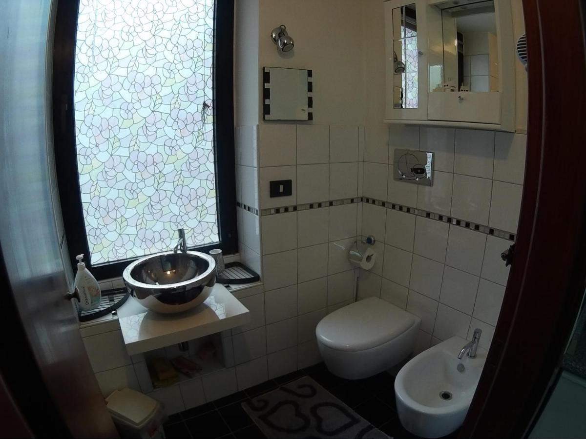 Central Private Flat By Old Town, Shops, Restaurants Bari Extérieur photo