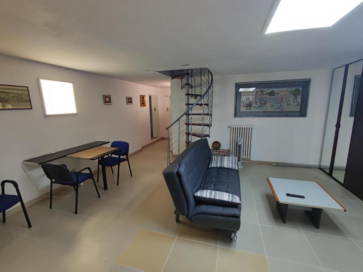 Central Private Flat By Old Town, Shops, Restaurants Bari Extérieur photo