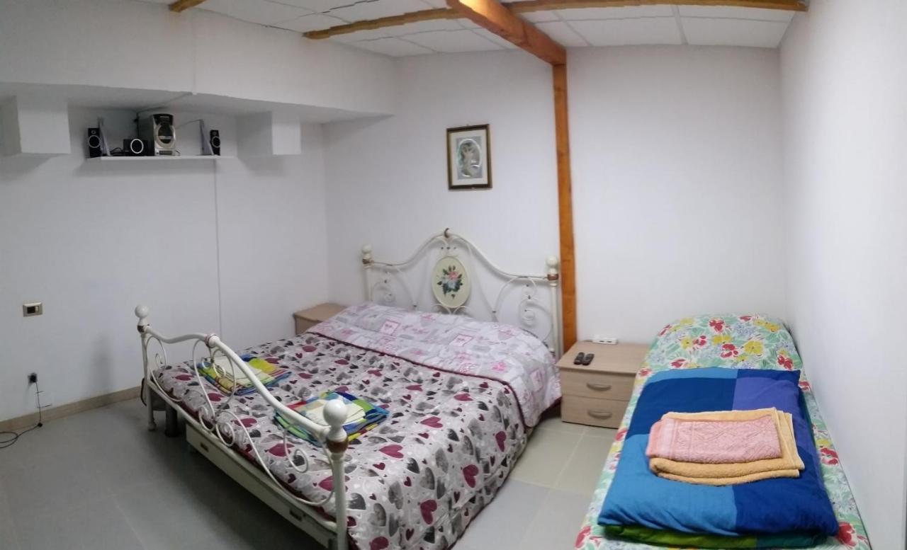 Central Private Flat By Old Town, Shops, Restaurants Bari Extérieur photo
